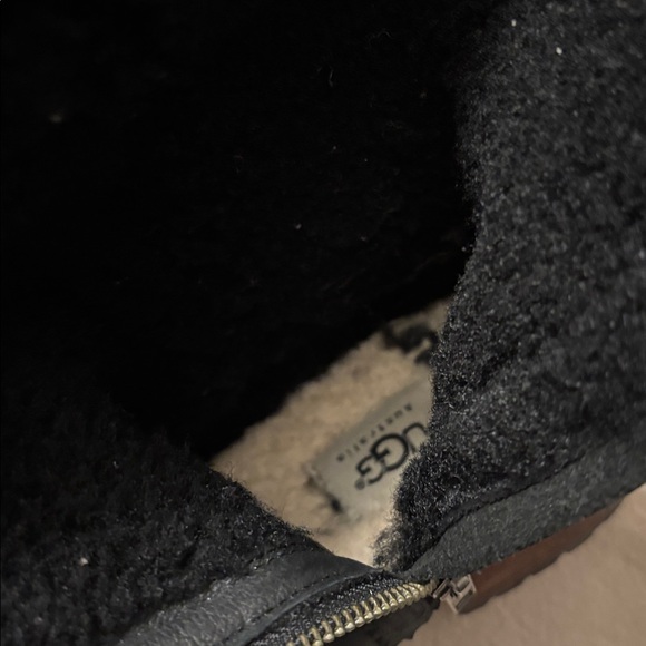 Ugg Boots - Picture 8 of 8